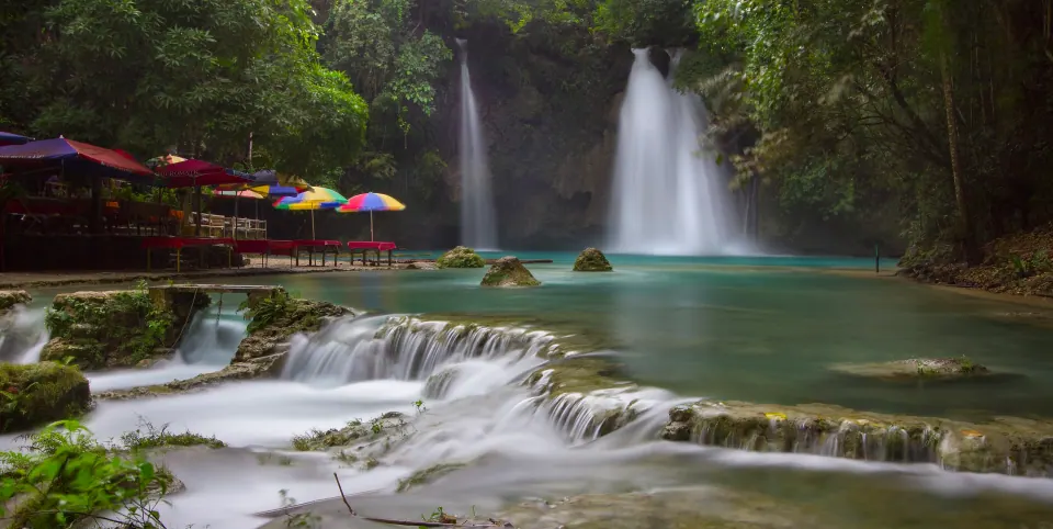 Cebu 9