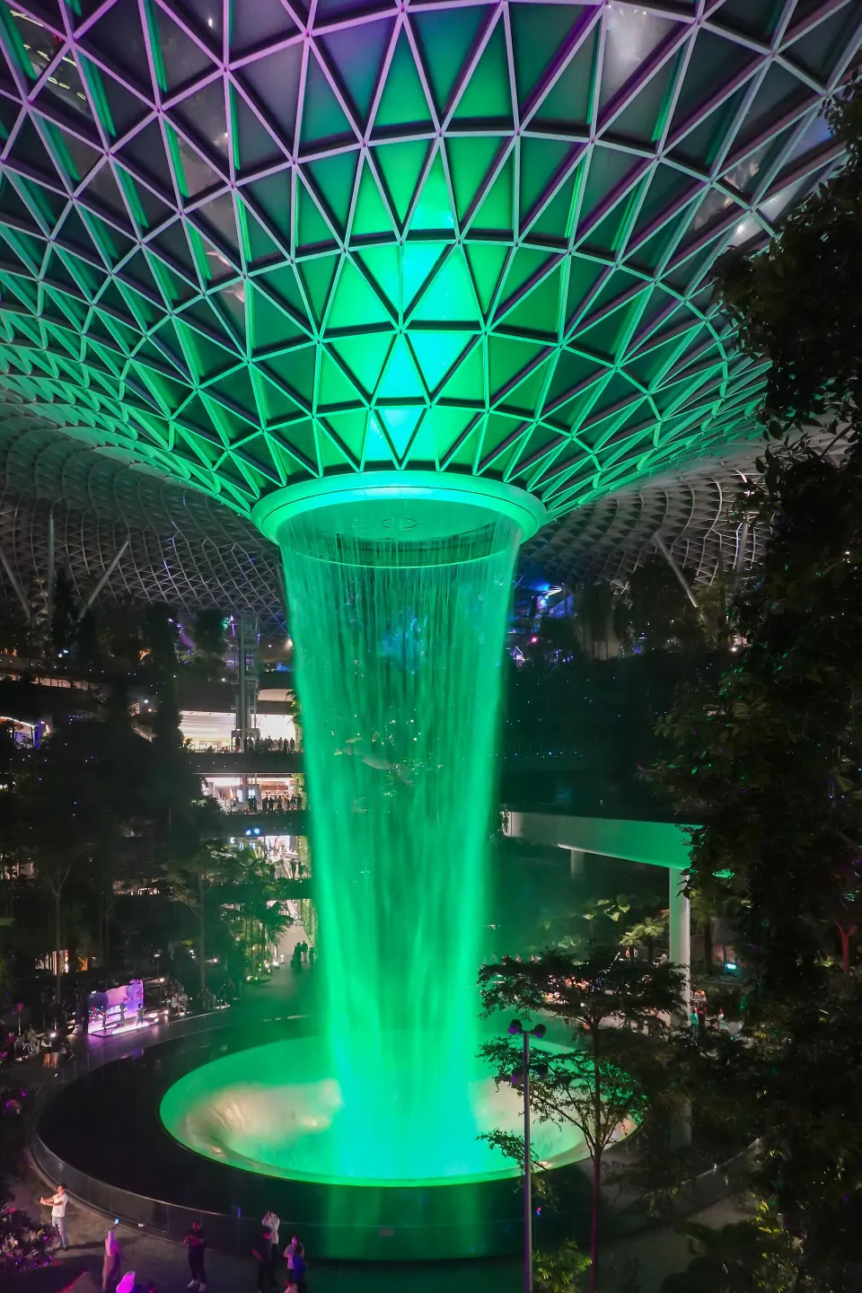 Jewel Changi – Rain Vortex