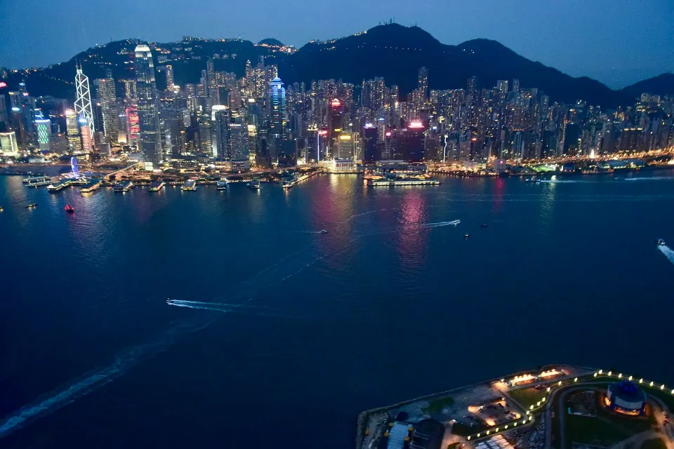 Hong Kong 6