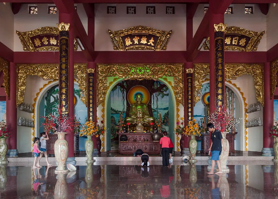 Linh Ung Pagoda, Son Tra Peninsula
