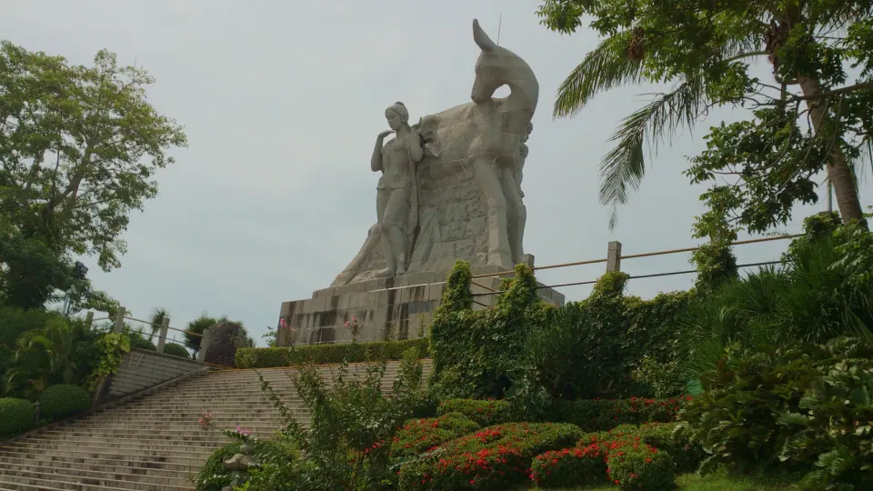 Luhuitou Park