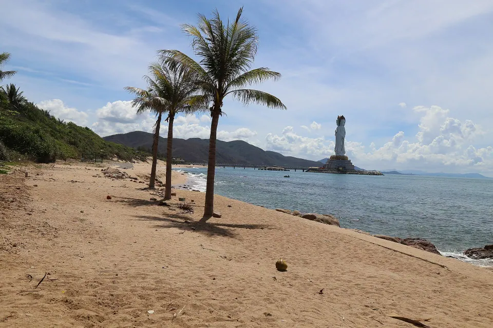 Sanya 9